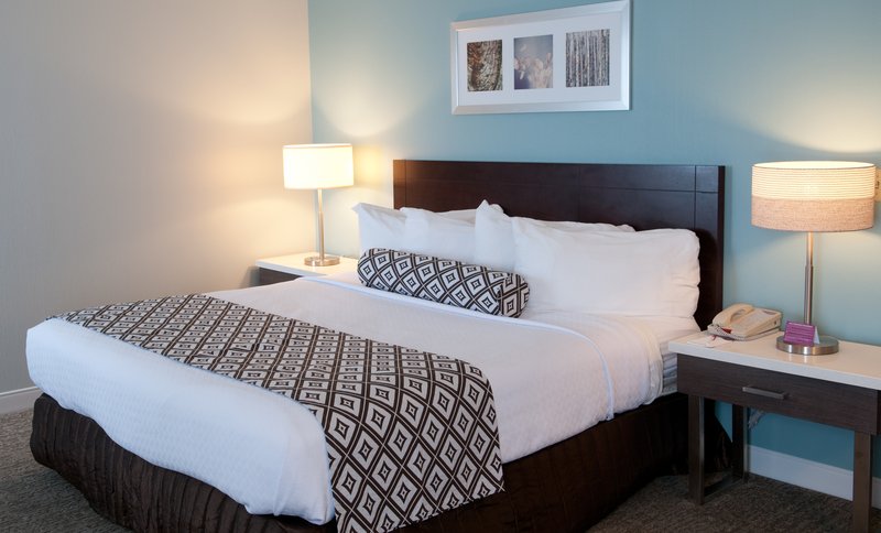 CROWNE PLAZA SOUTH