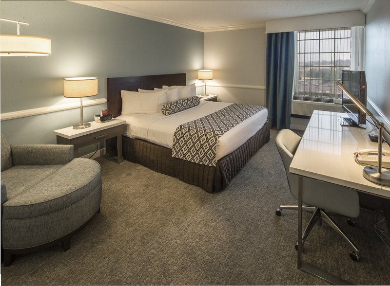 CROWNE PLAZA SOUTH