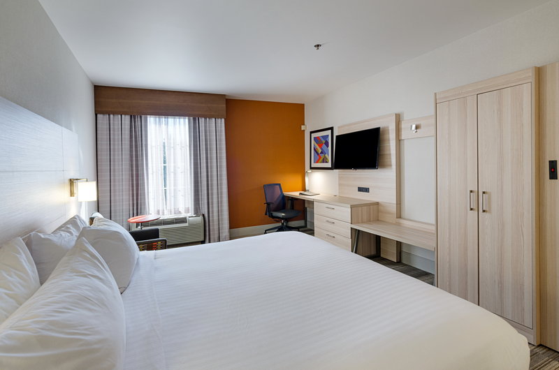 HOLIDAY INN EXP LEXINGTON