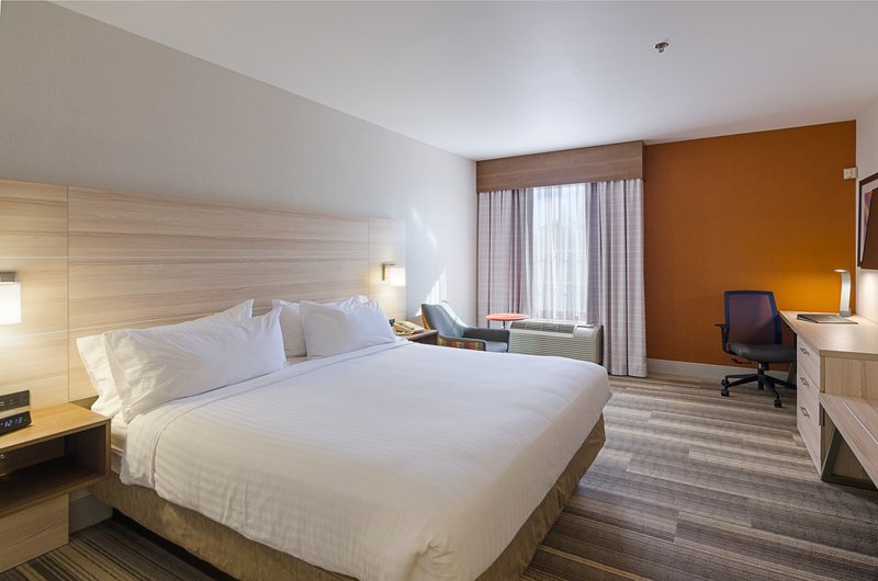 HOLIDAY INN EXP LEXINGTON