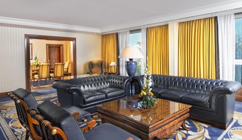 Presidential Suite: Luxury living