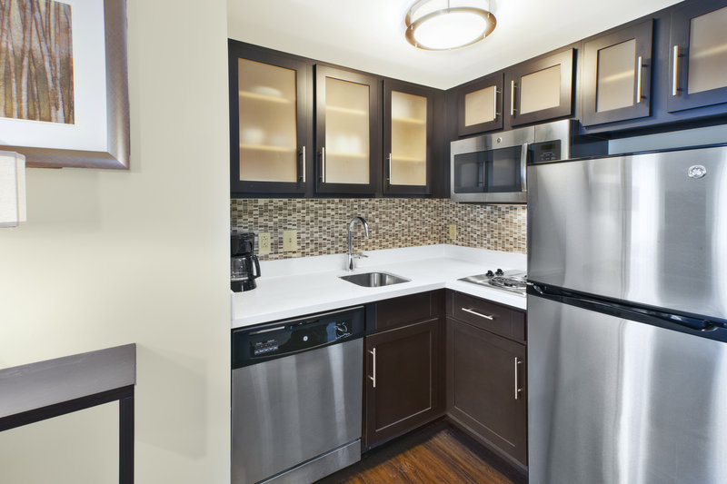 STAYBRIDGE SUITES MAYFIELD HTS