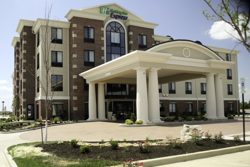 Holiday Inn Express & Suites MARION, Williamson