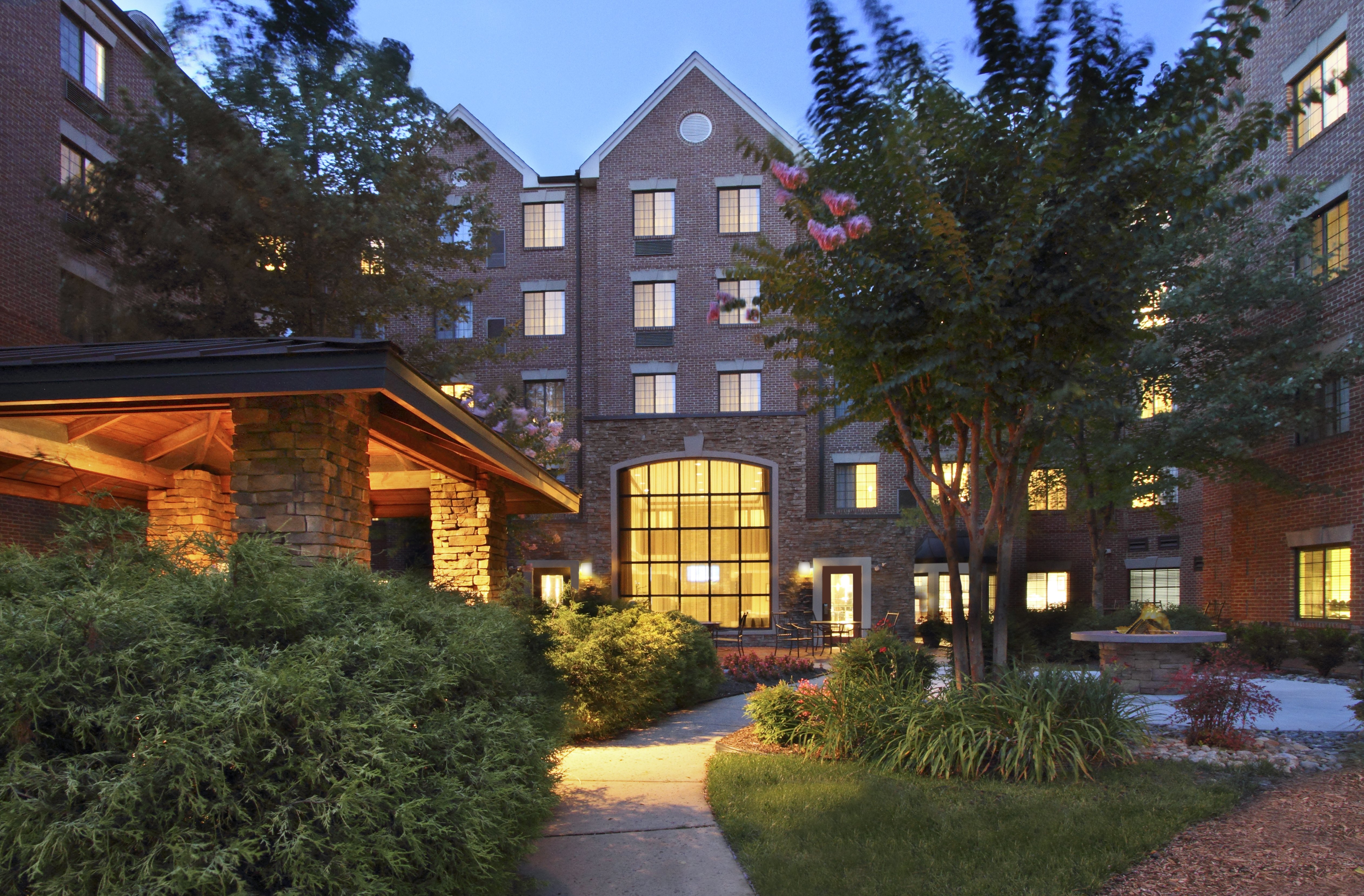 Staybridge Suites Tysons-McLean