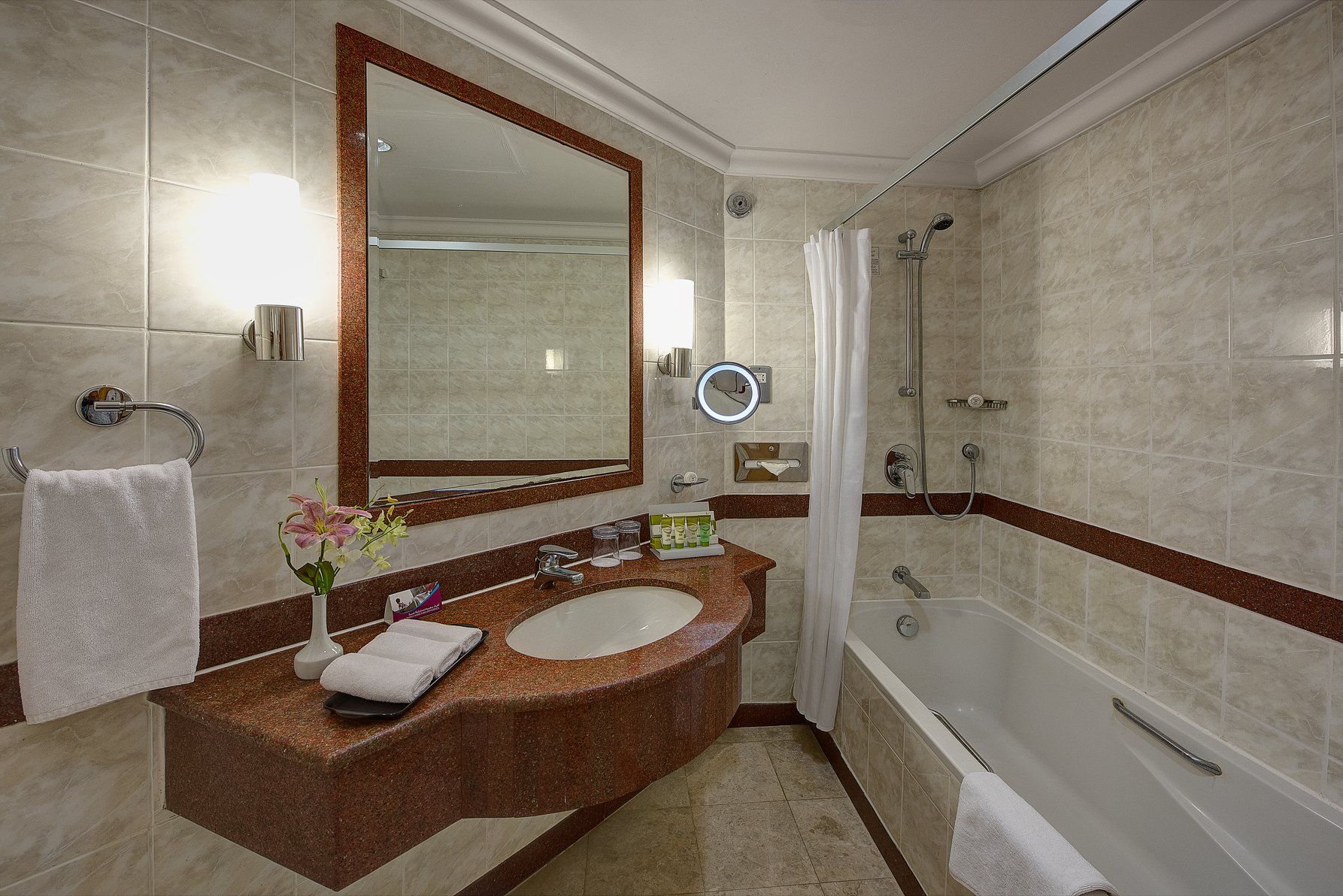 Crowne Plaza Resort SALALAH Room Type - 2 Single Standard Garden View Smoking