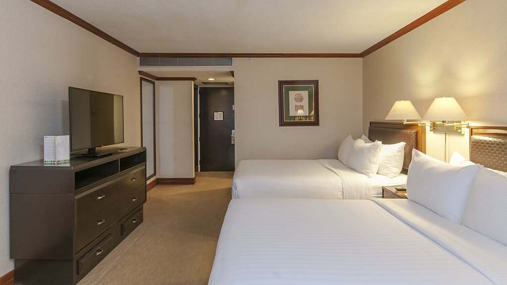 Holiday Inn SAN JOSE-AUROLA - Tap to explore photos