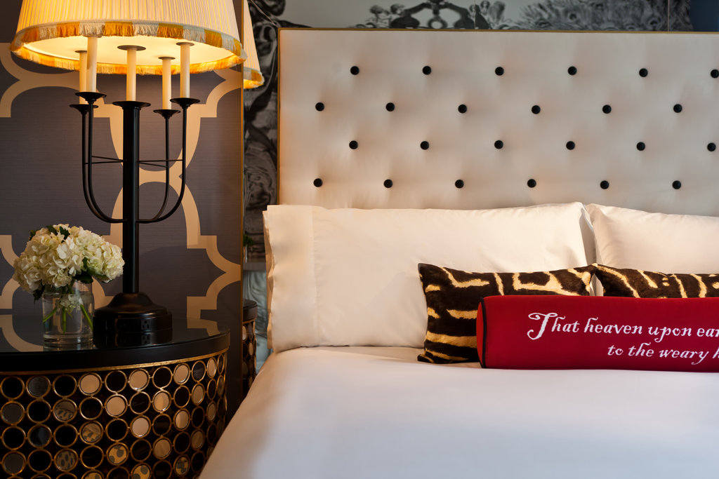 Kimpton HOTEL MONACO PHILADELPHIA, an IHG hotel Room Type - 1 King Premium Park View
