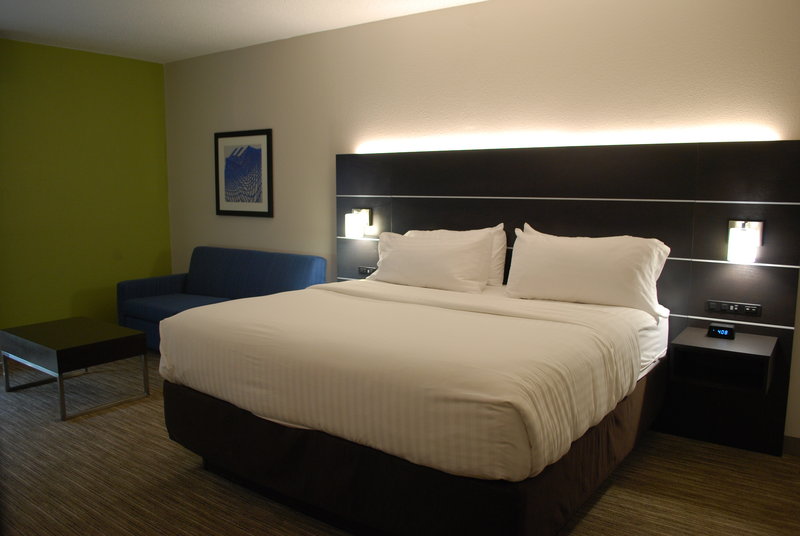 HOLIDAY INN EXP STE KINGSPORT