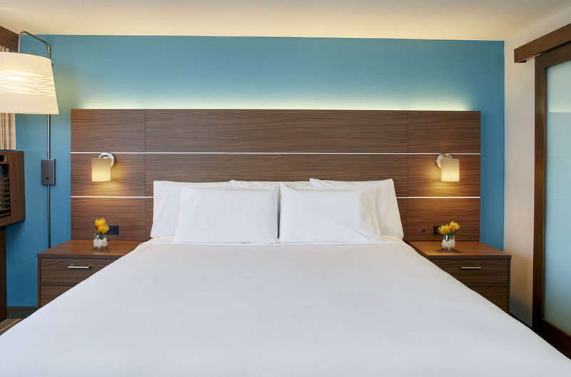 Holiday Inn Express Honolulu-Waikiki