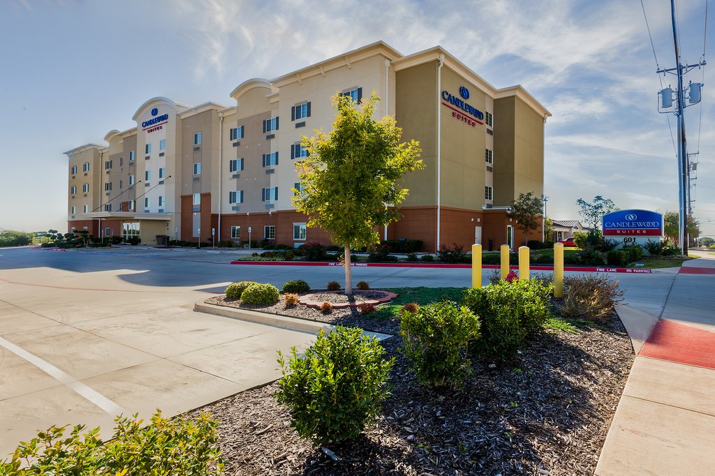 Welcome to the Candlewood Suites Decatur Medical Center