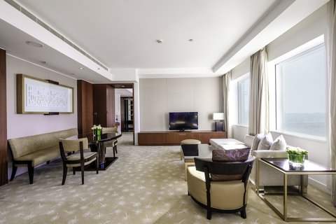 Spacious and elegantly designed living room