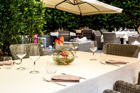 Opta por el Patio Interior para eventos durante la primavera