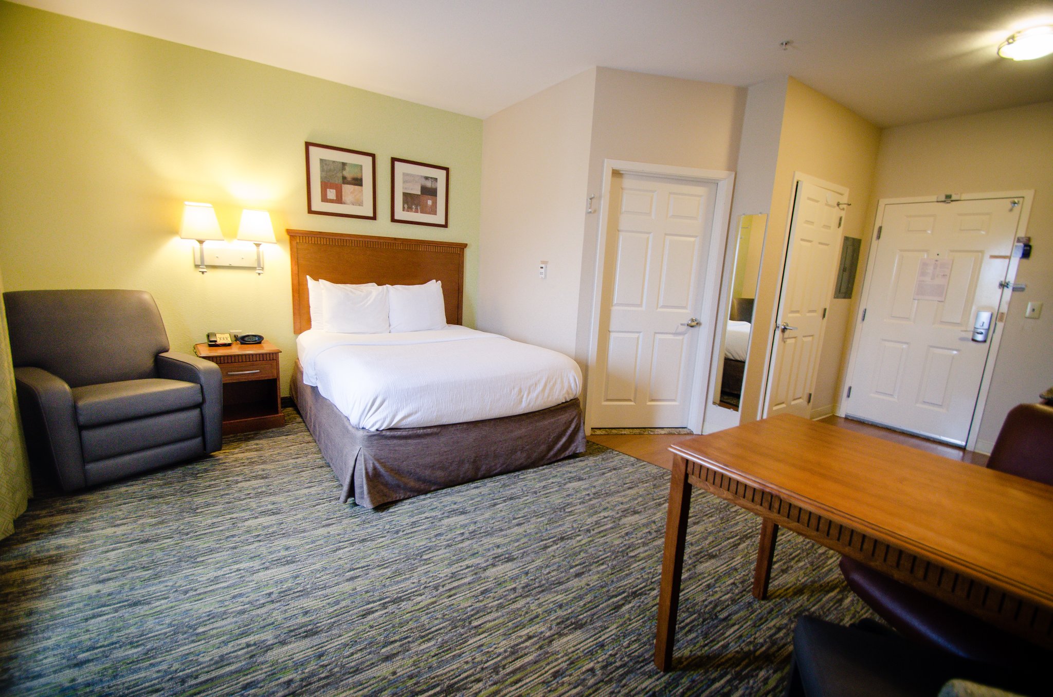 Candlewood Suites Temple Room Type - 1 Queen Studio Suite