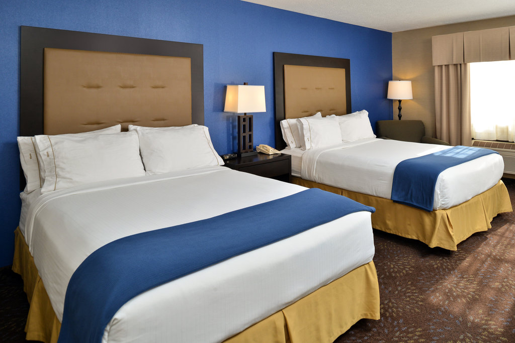 Holiday Inn Express & Suites CHARLOTTE, Eaton
