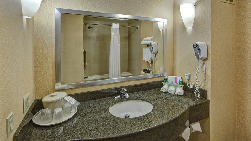 HOLIDAY INN EXP STE COOKEVILLE