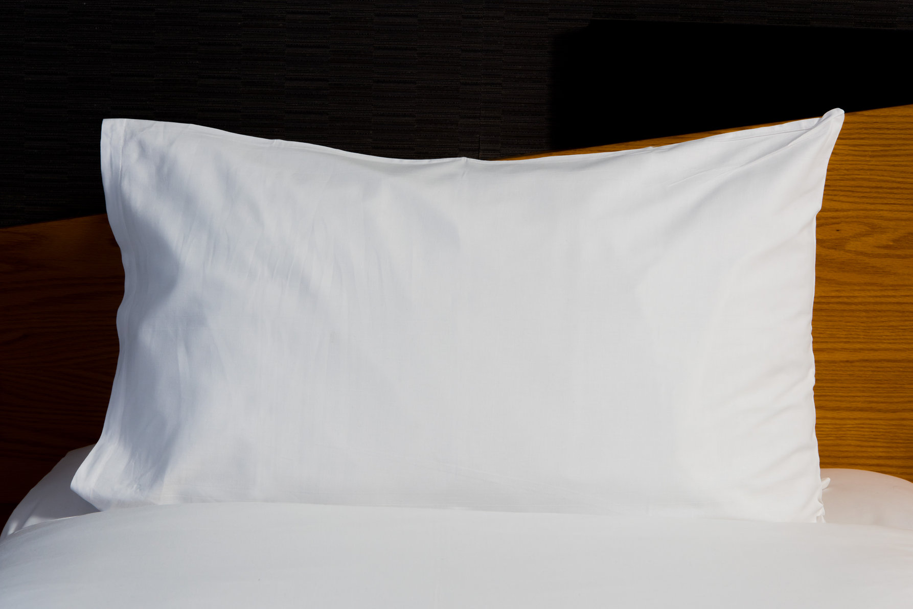 Holiday Inn Express MILTON KEYNES Room Type - 2 Single Standard with Free Hot Breakfast