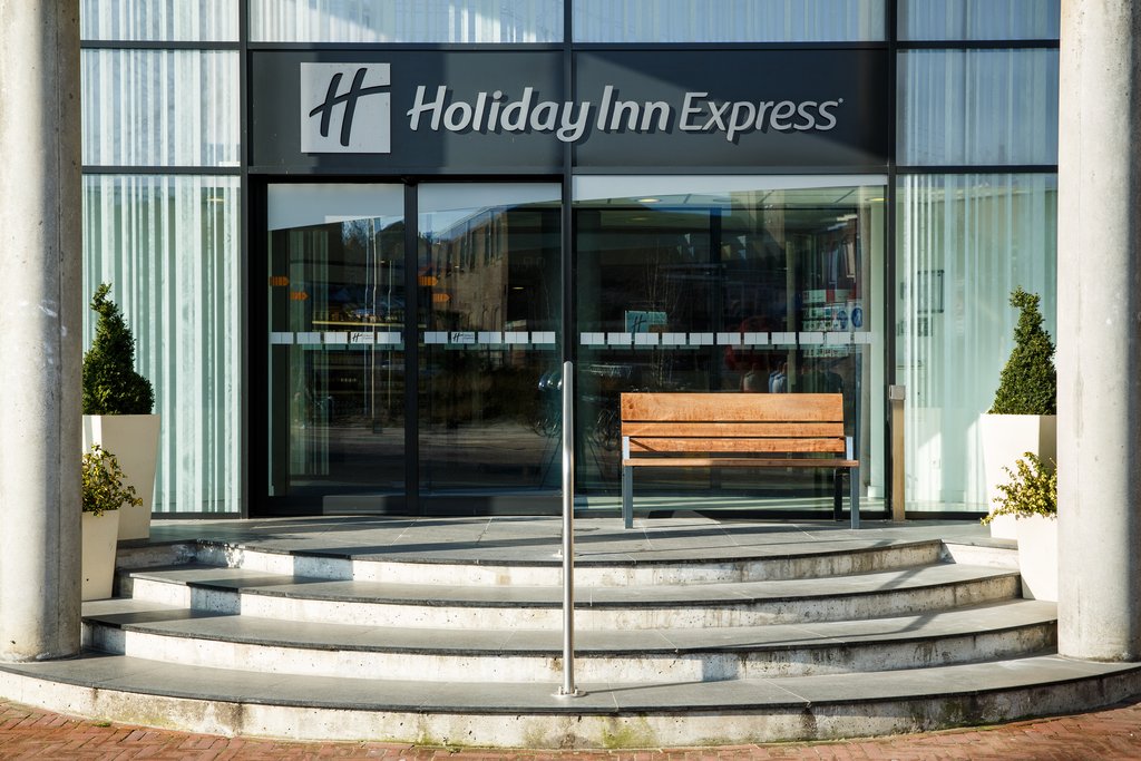 Welcome to Holiday Inn Express Arnhem