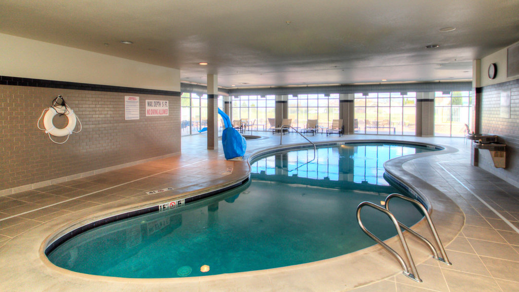 Spacious pool area for families. 