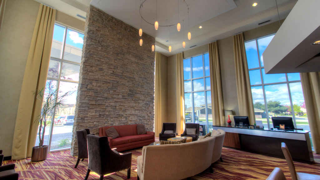 Clean and Spacious Holiday Inn Lobby 