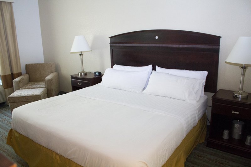 Holiday Inn Express WEST JEFFERSON
