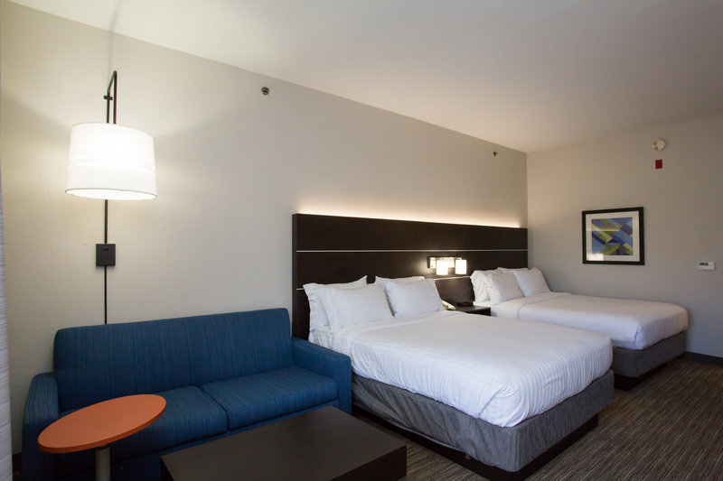 2 QUEEN BEDS EXECUTIVE NONSMOKING
