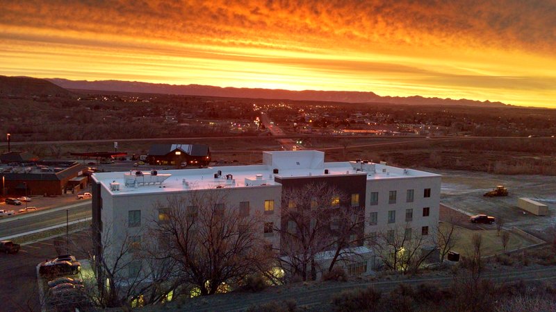 Holiday Inn Express and Suites Price