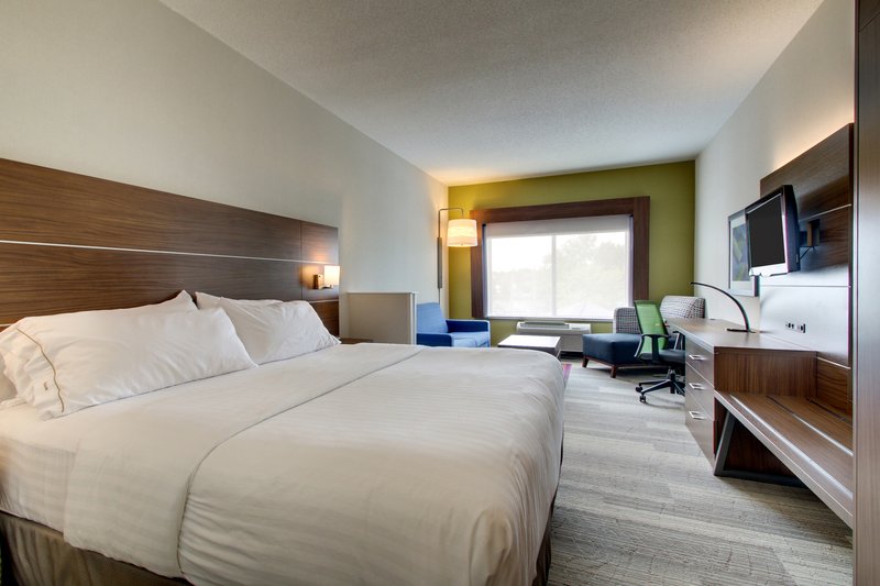 Holiday Inn Express and Suites Aurora – Naperville