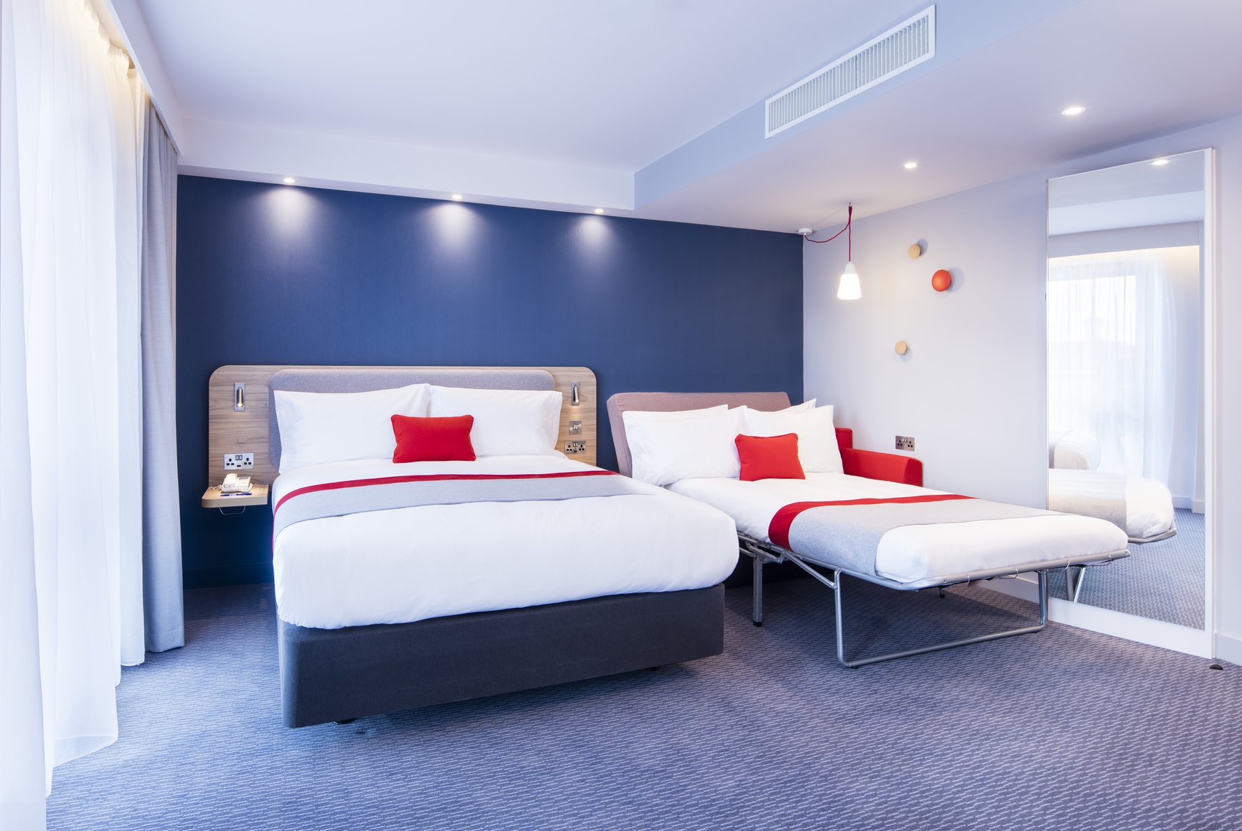 Holiday Inn Express Gibraltar Room Type - 1 Double Standard Single Sofa Bed with Free Breakfast