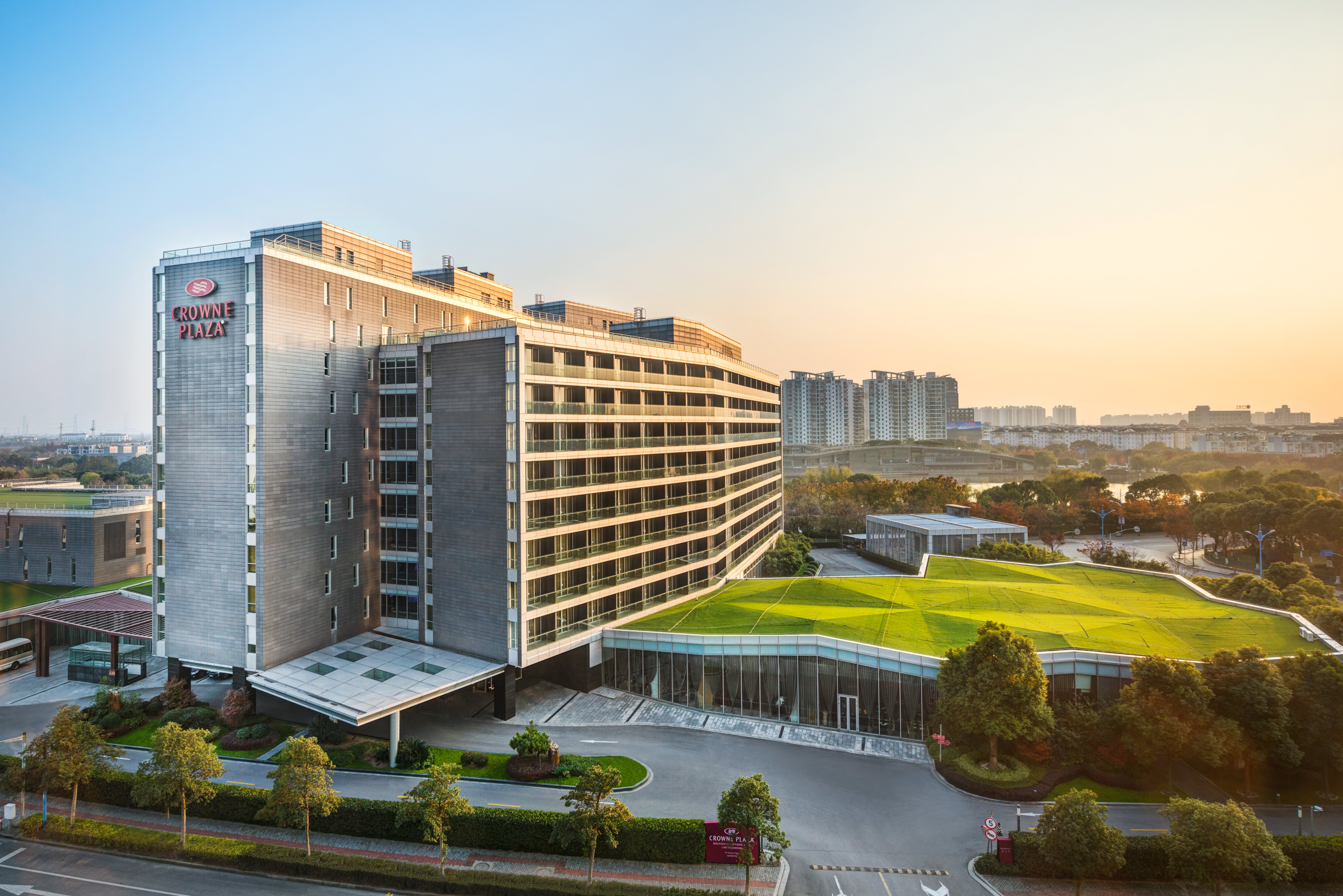 Crowne Plaza Xiayang Lake