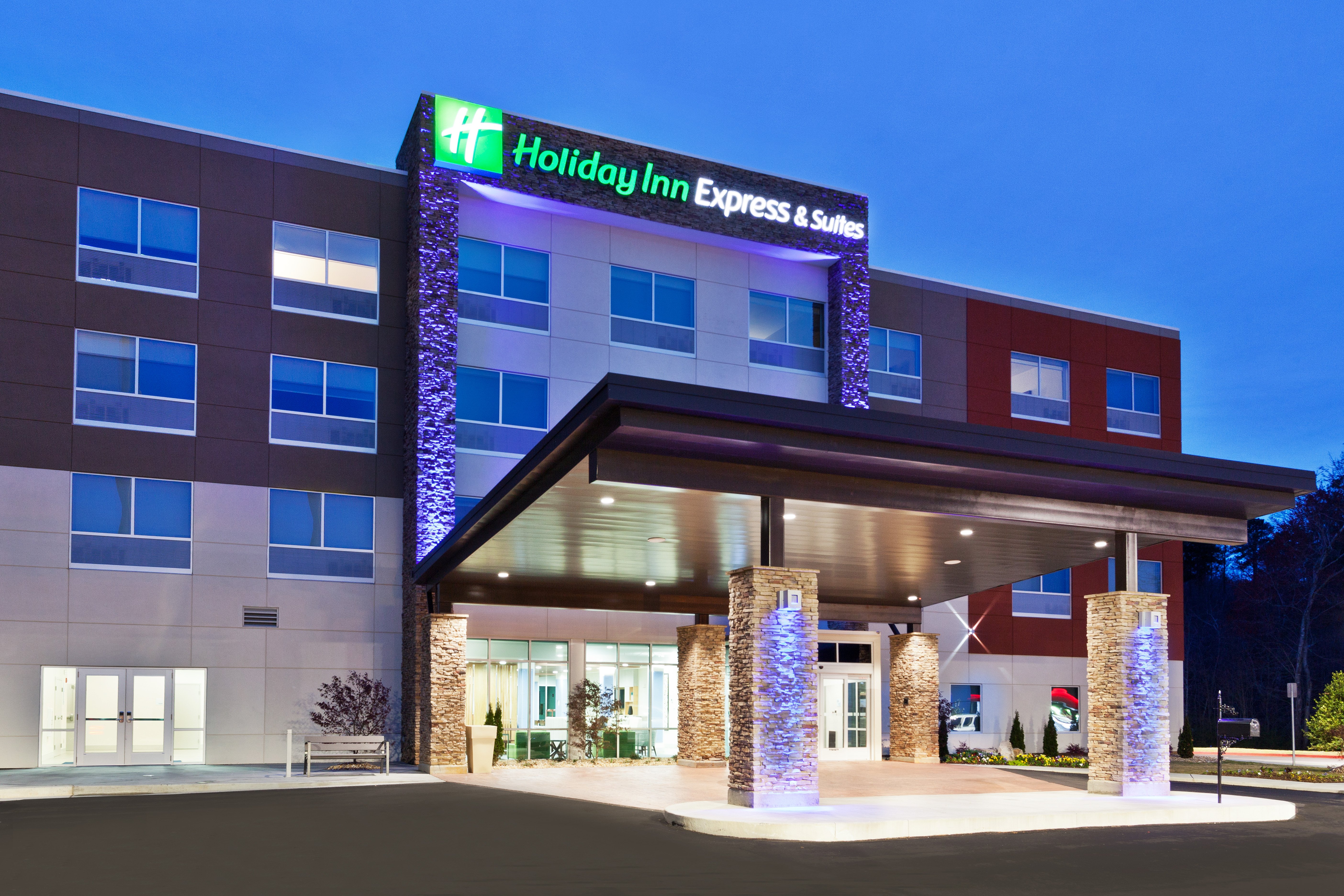 Holiday Inn Express/Suites Cartersville