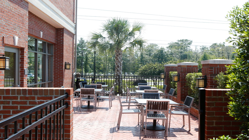 Holiday Inn Express Leland-Wilmington Area Exterior Feature