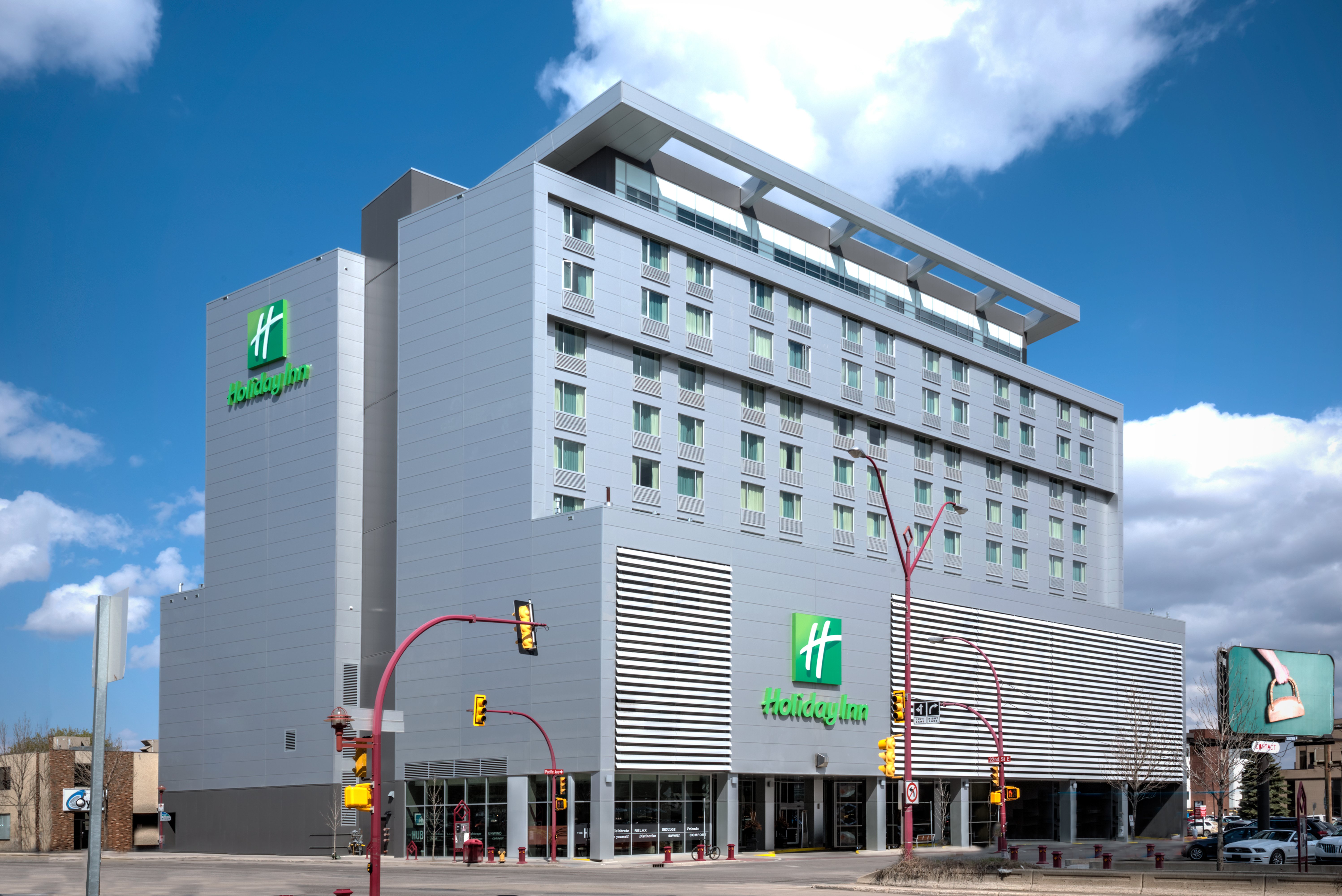 Holiday Inn Suites Saskatoon Downtown