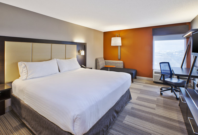 Holiday Inn Express and Suites Chicago-Midway Airport
