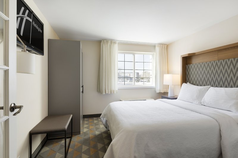 Holiday Inn Bloomington W MSP Airport Area