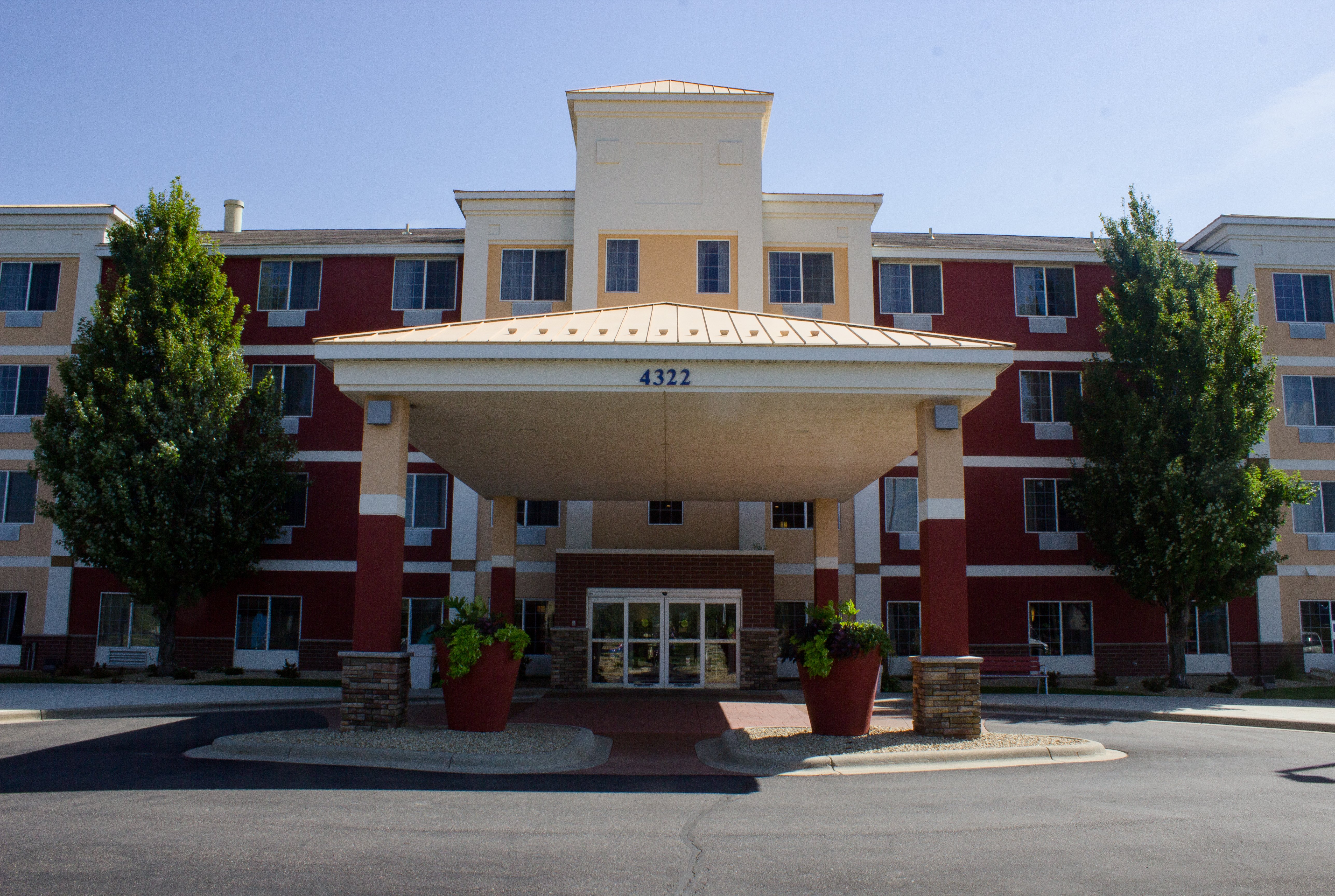 Holiday Inn Express & Suites St. Cloud