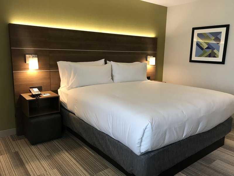 HOLIDAY INN EXP STES COLORADO