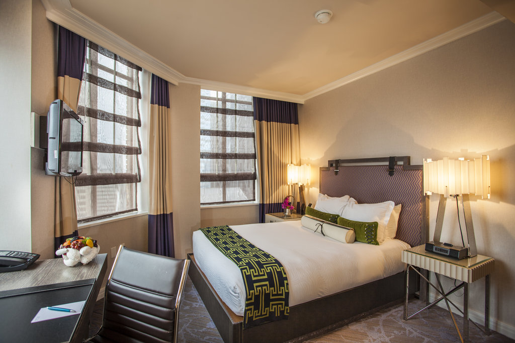 Kimpton HOTEL PALOMAR PHILADELPHIA, an IHG hotel Room Type - 1 Queen City Single