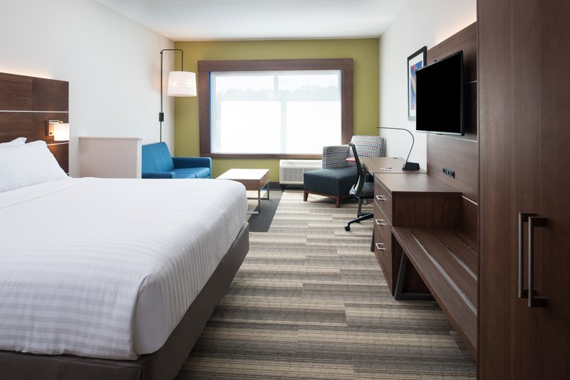 SUITE 1BD HEARING ACCESSIBLE NONSMOKING