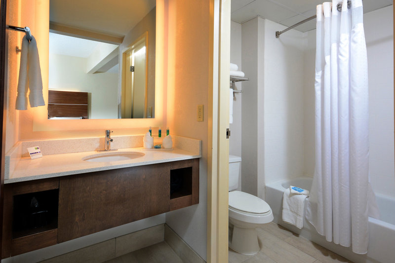 Holiday Inn Express & Suites Research Triangle Park