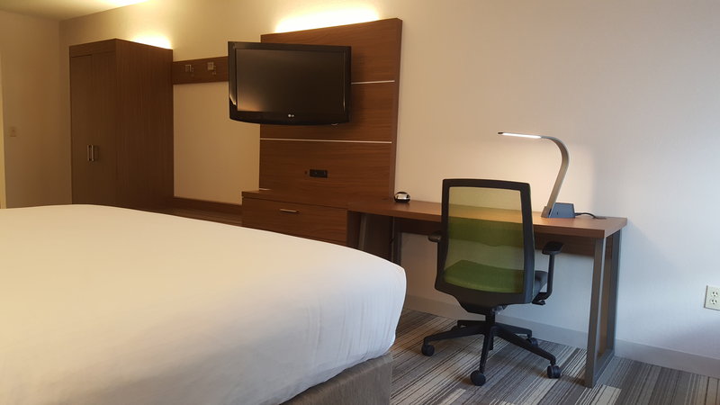 HOLIDAY INN EXPRESS STES SOUTH