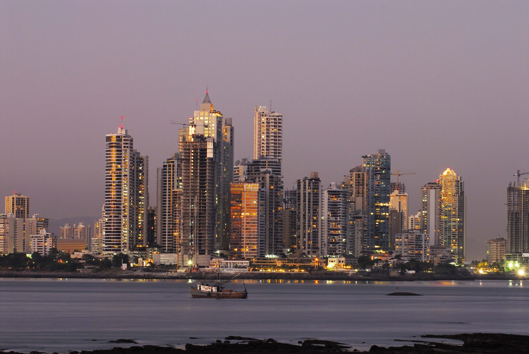 InterContinental MIRAMAR PANAMA Room Type - 2 Queen Premium Ocean View High Floor