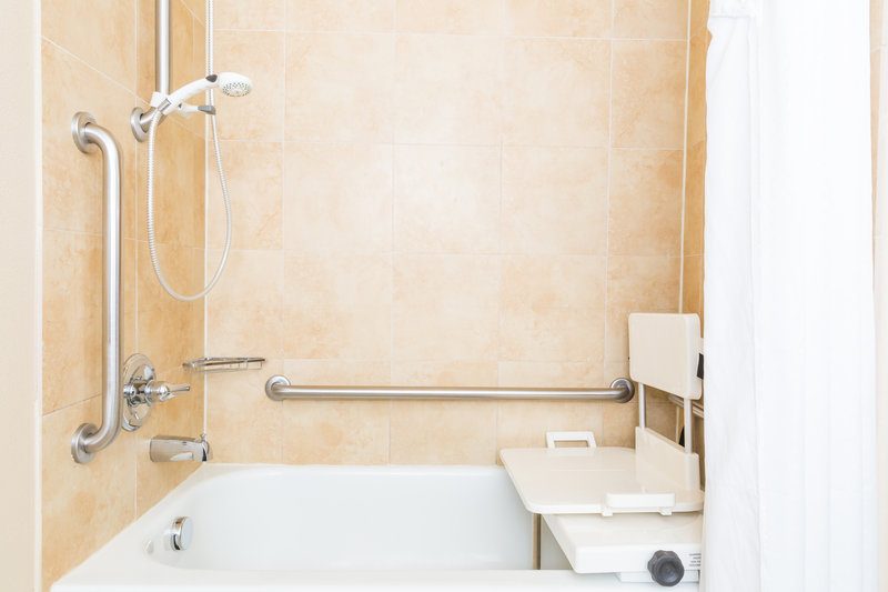 KING HEAR MOBILITY ACCESSIBLE TUB NOSMK