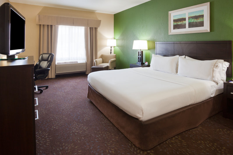 HOLIDAY INN EXP STES ABERDEEN