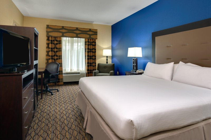 HOLIDAY INN EXP STES TOWN CEN