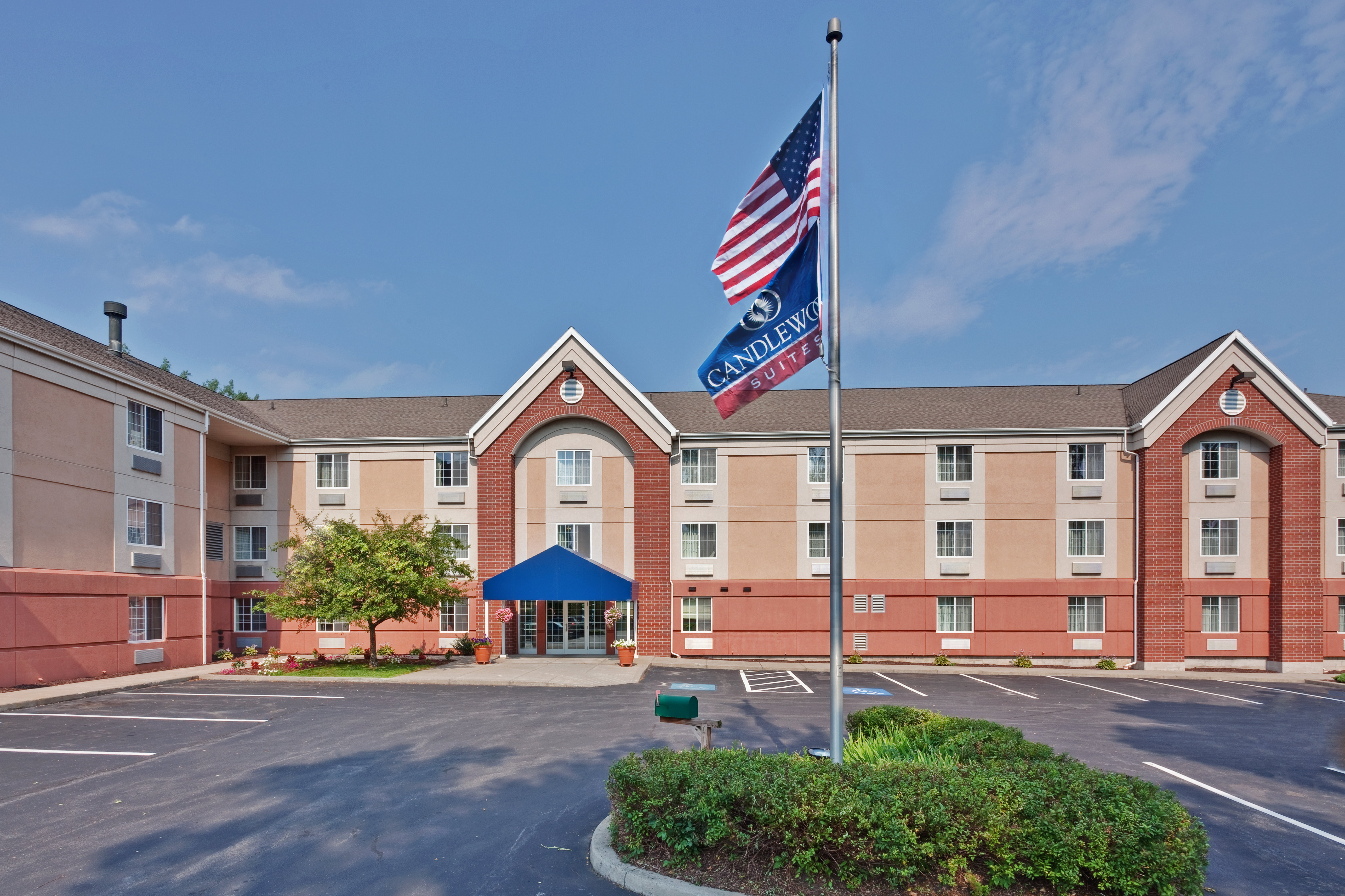 Candlewood Suites