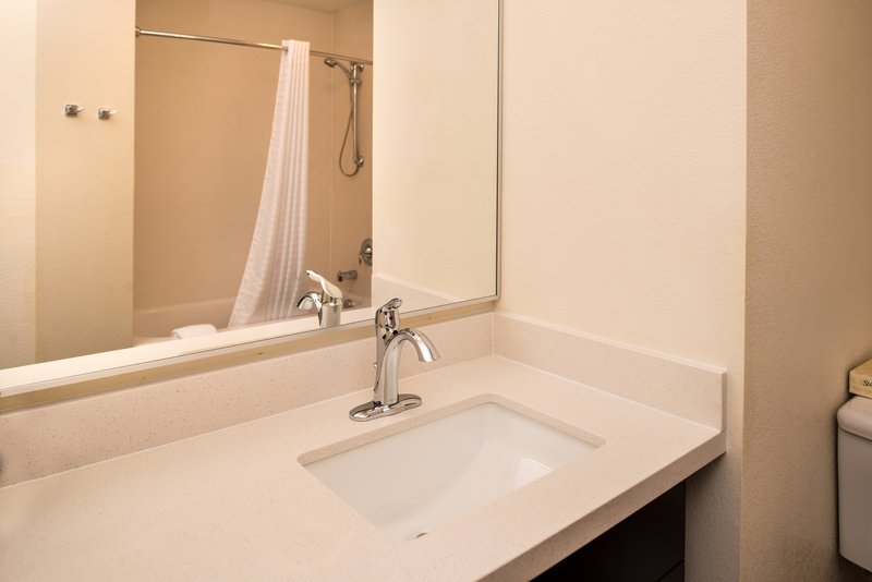 Candlewood Suites Carlsbad South