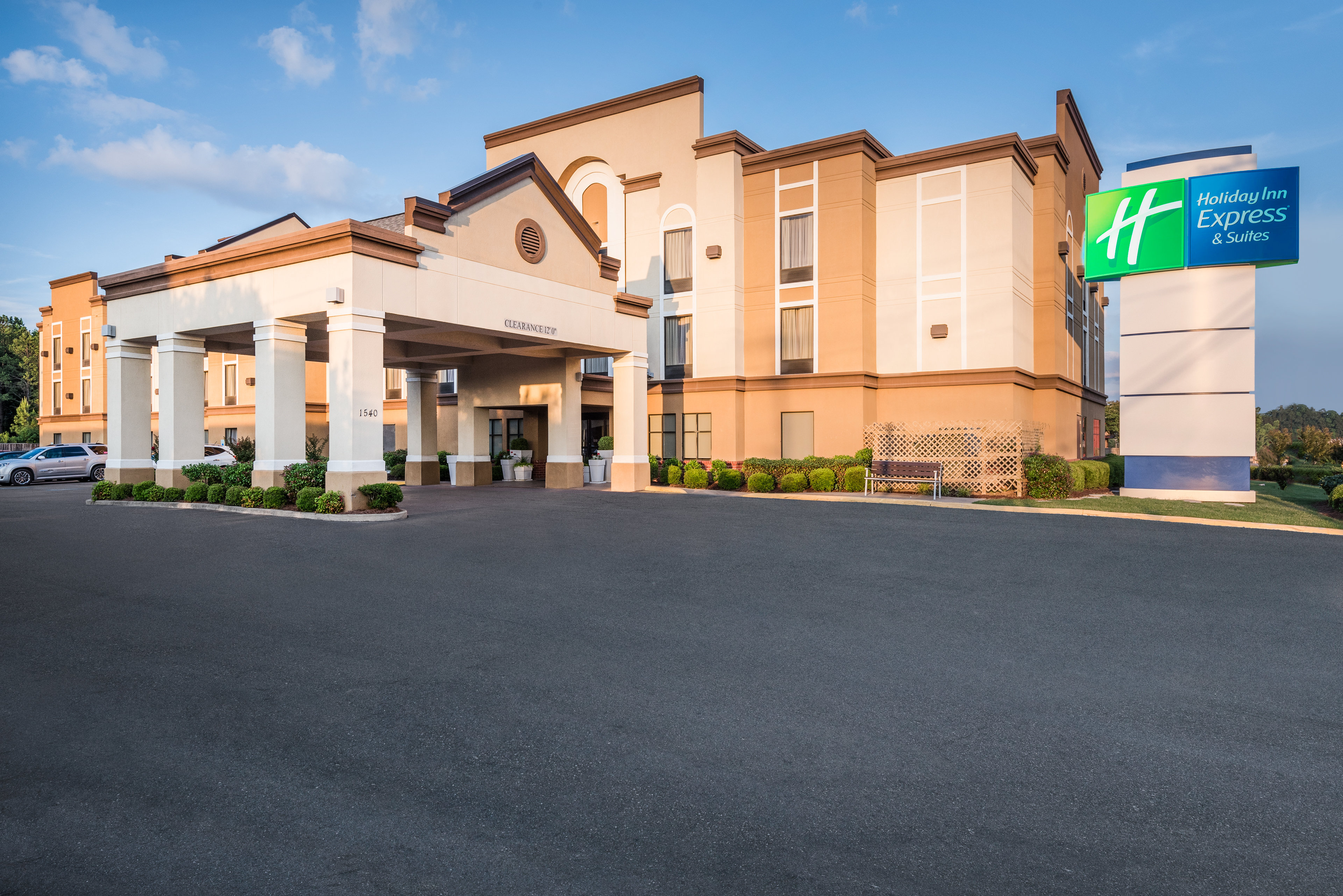 Holiday Inn Express & Suites Grenada