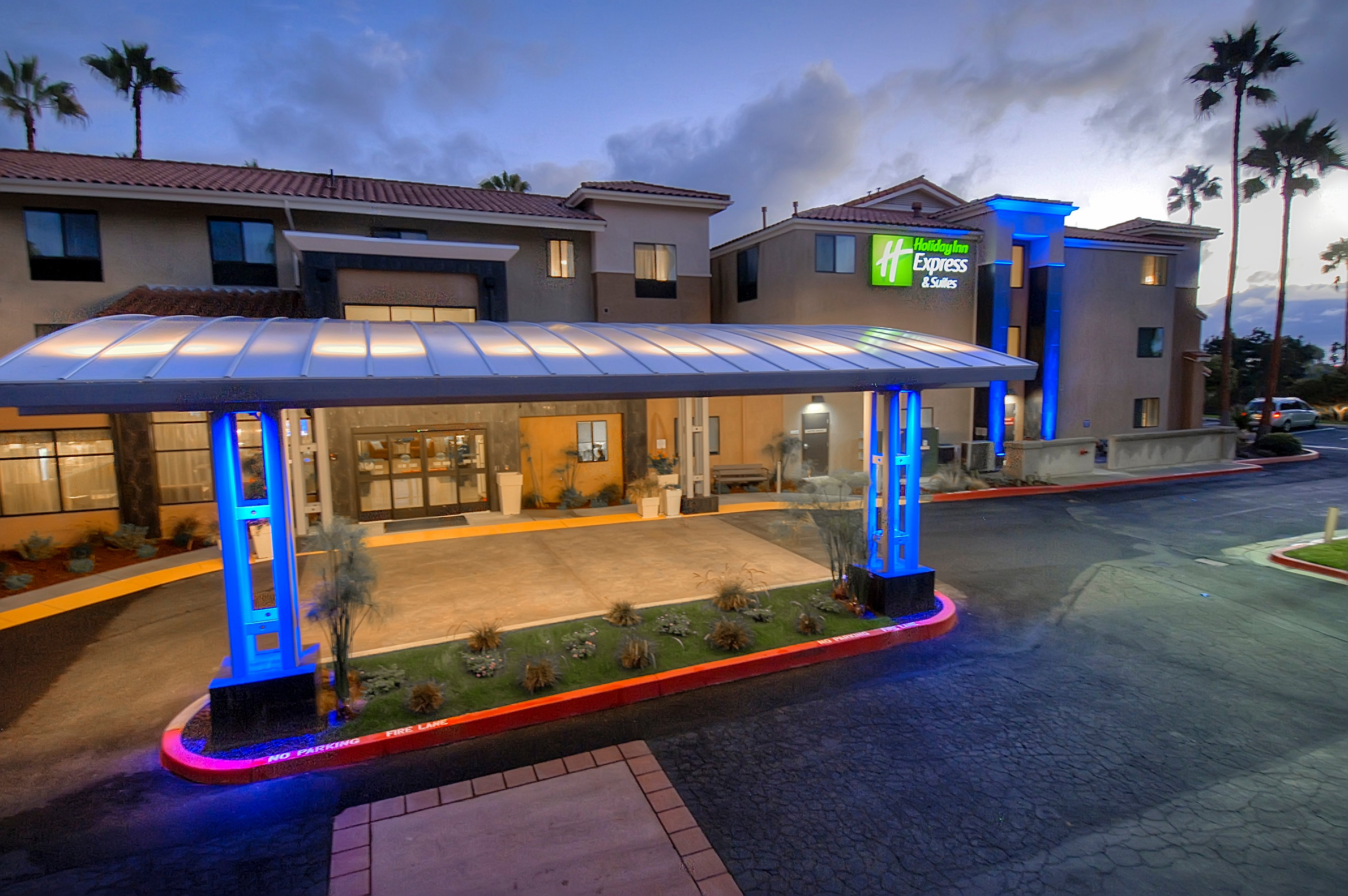 Holiday Inn Express-Stes Carlsbad Beach