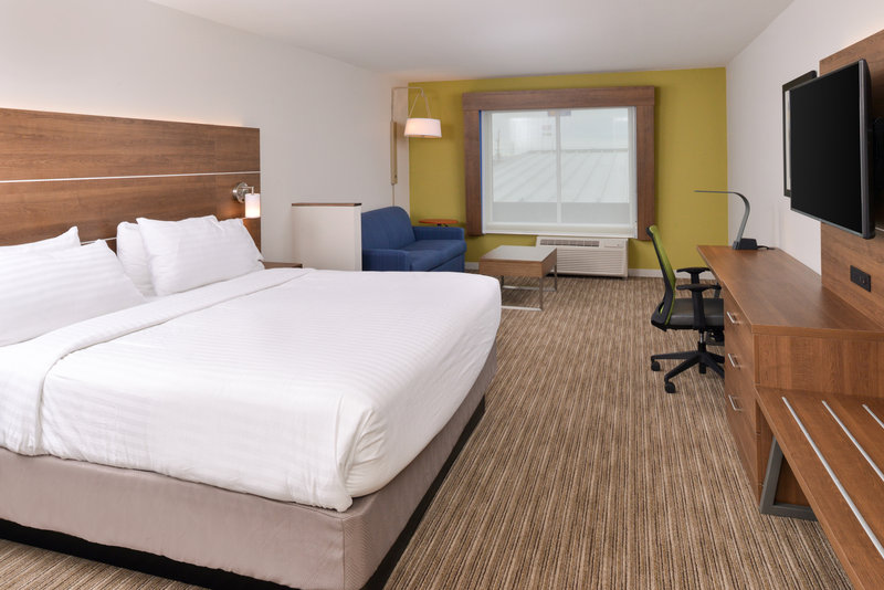 Holiday Inn Express and Suites Ogallala