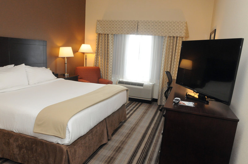 Holiday Inn Express and Suites Cambridge